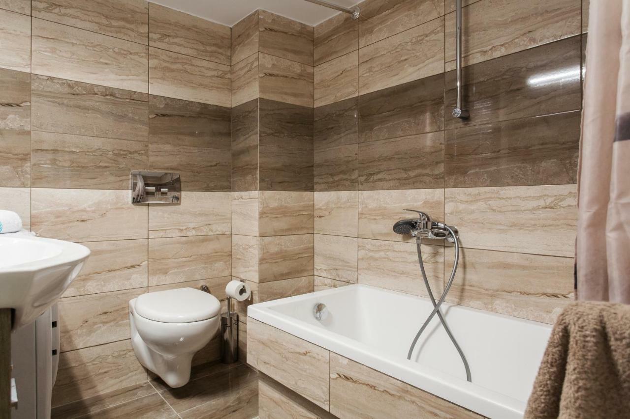 Modern Antique Private Rooms Near To Acropolis Museum And Metro Station Athens Ngoại thất bức ảnh