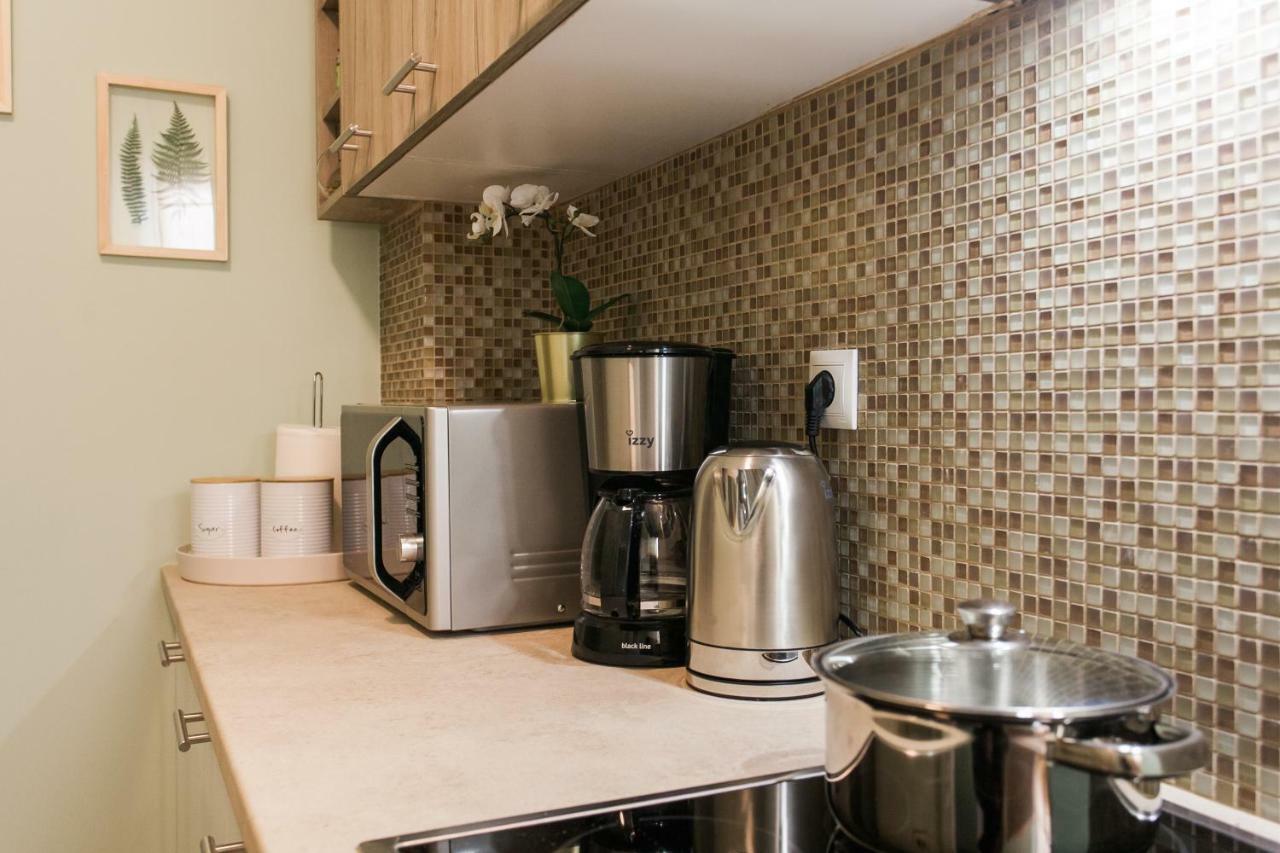 Modern Antique Private Rooms Near To Acropolis Museum And Metro Station Athens Ngoại thất bức ảnh
